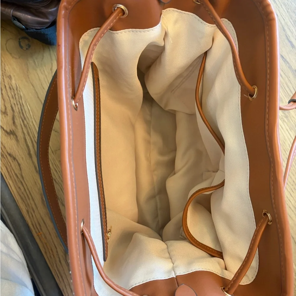 NWOT Tuckernuck Cream Crochet Leather Dakota Bucket Bag - Picture 10 of 11